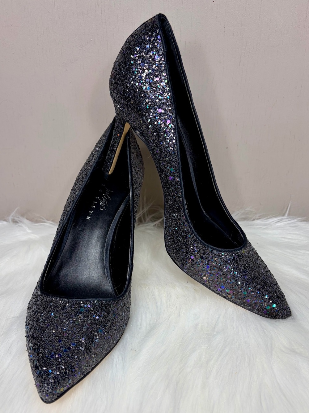 424 FIFTH Glitter Pointy-Toe Black Pumps
